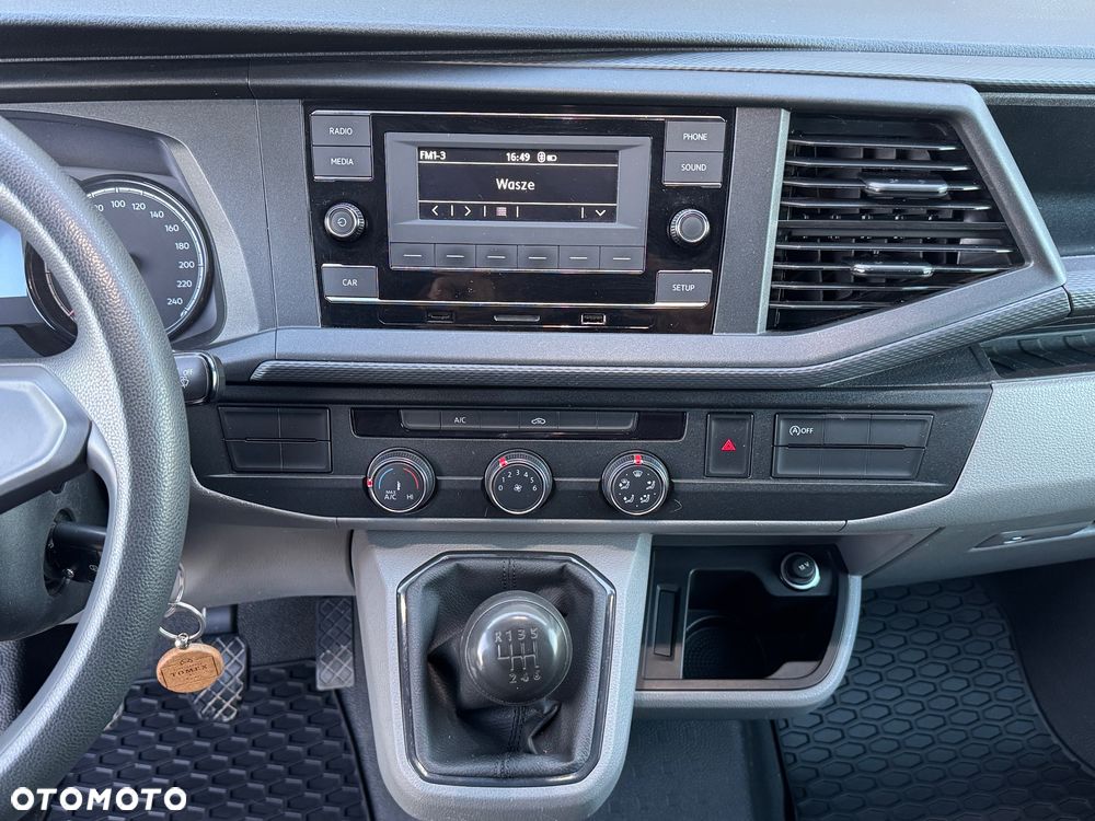 Volkswagen Transporter - 19