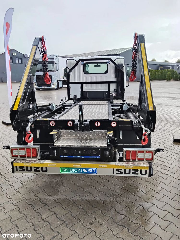 Isuzu M29F - 4