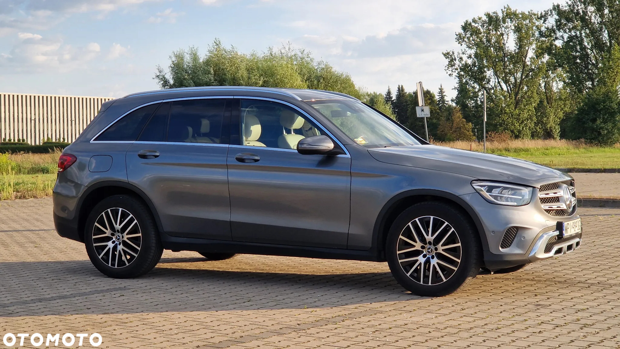Mercedes-Benz GLC 200 d 4-Matic Business Edition - 2
