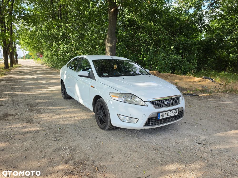Ford Mondeo 1.8 TDCi Ambiente - 2