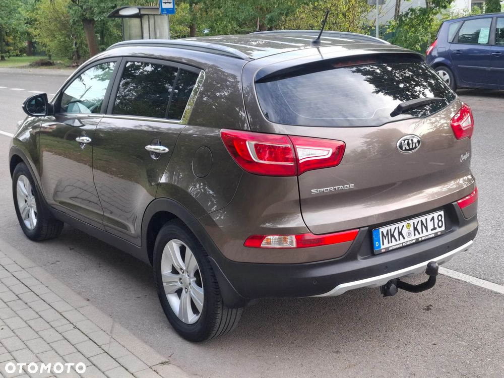 Kia Sportage 1.6 GDI 2WD Fifa World Cup Edition - 5
