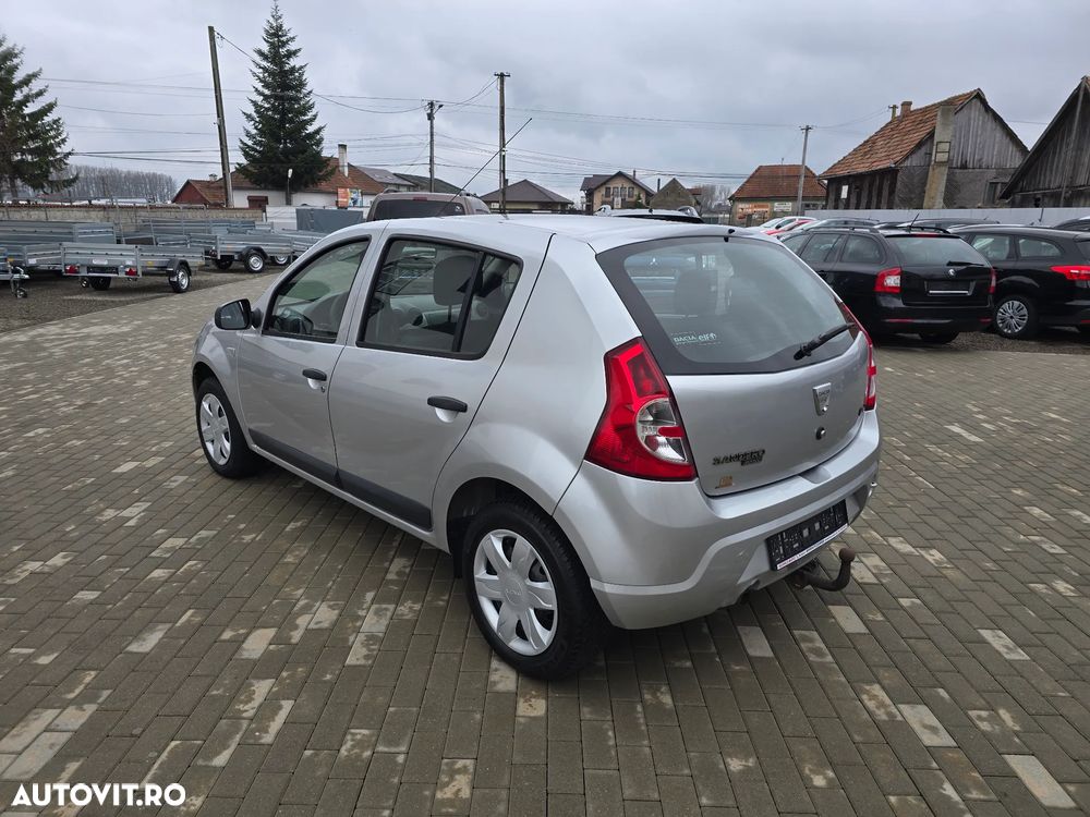 Dacia Sandero 1.2 16V Ambiance - 4