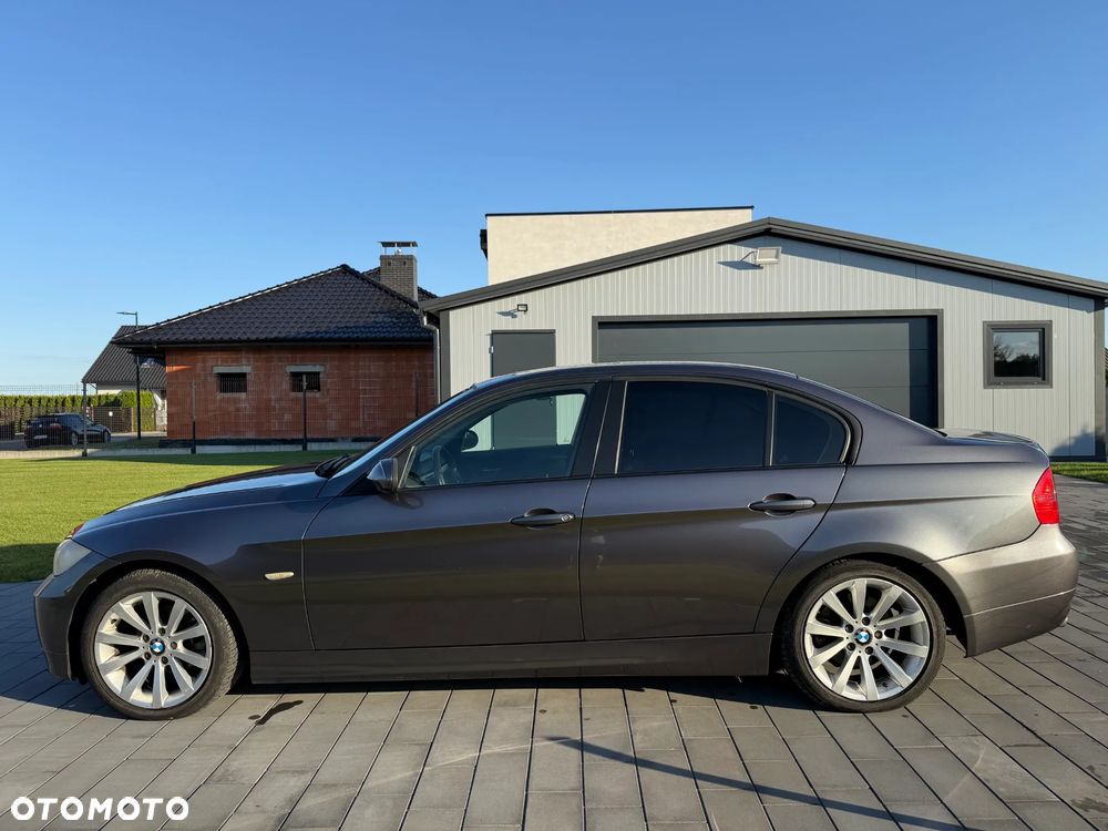 BMW Seria 3 320i - 7