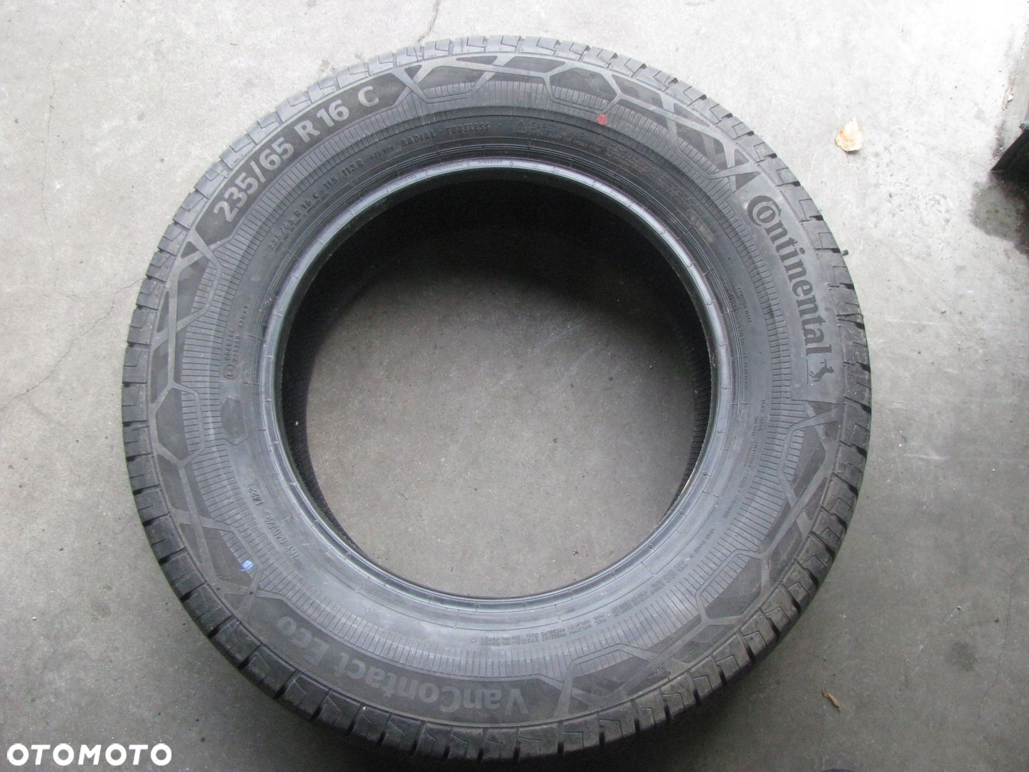 Continental VanContact Eco 235/65r16c 8mm 4 szt. - 5