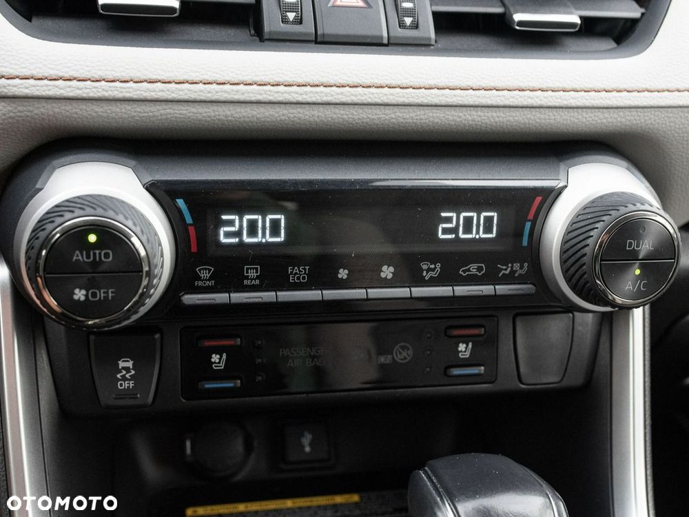 Toyota RAV4 - 17