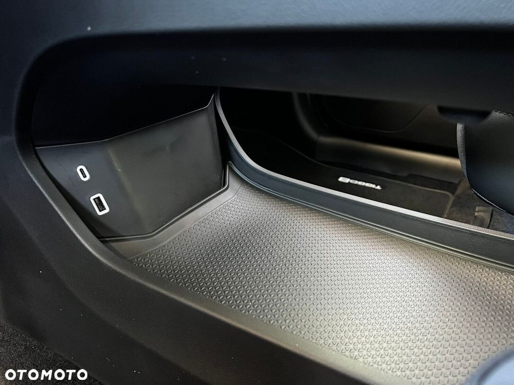 Chery Tiggo 8 1.6 T-GDI Comfort DCT - 38