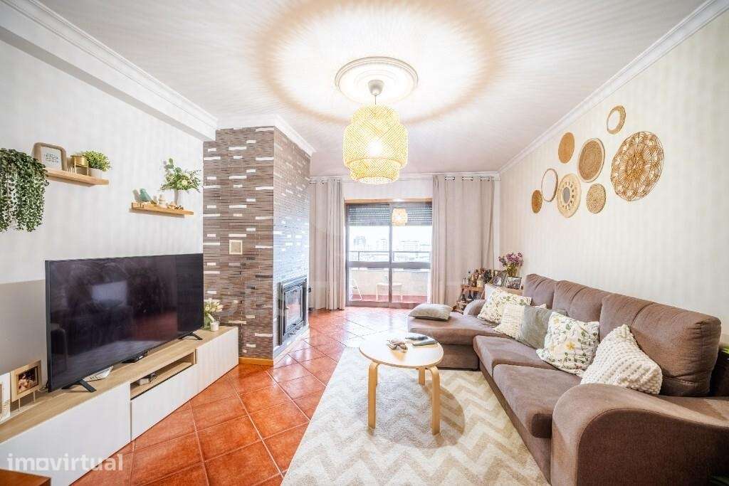 Apartamento T3 com Garagem à Venda em Marco de Canaveses - Grande imagem: 3/26