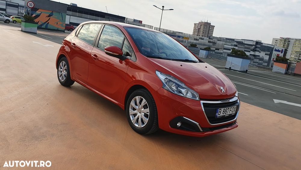 Peugeot 208 1.2 L PureTech Allure - 33