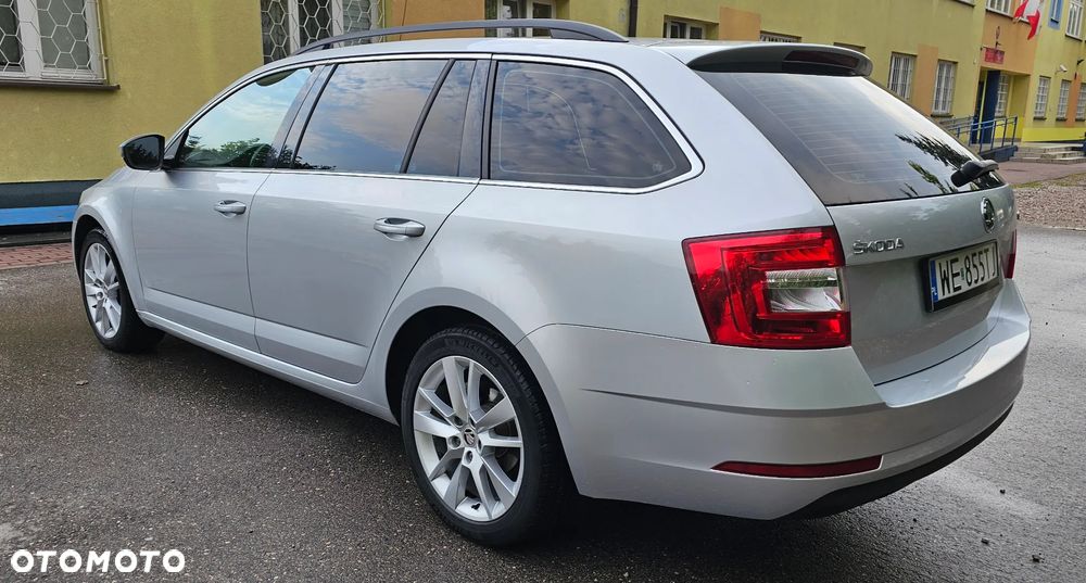Skoda Octavia 2.0 TDI Style DSG - 5