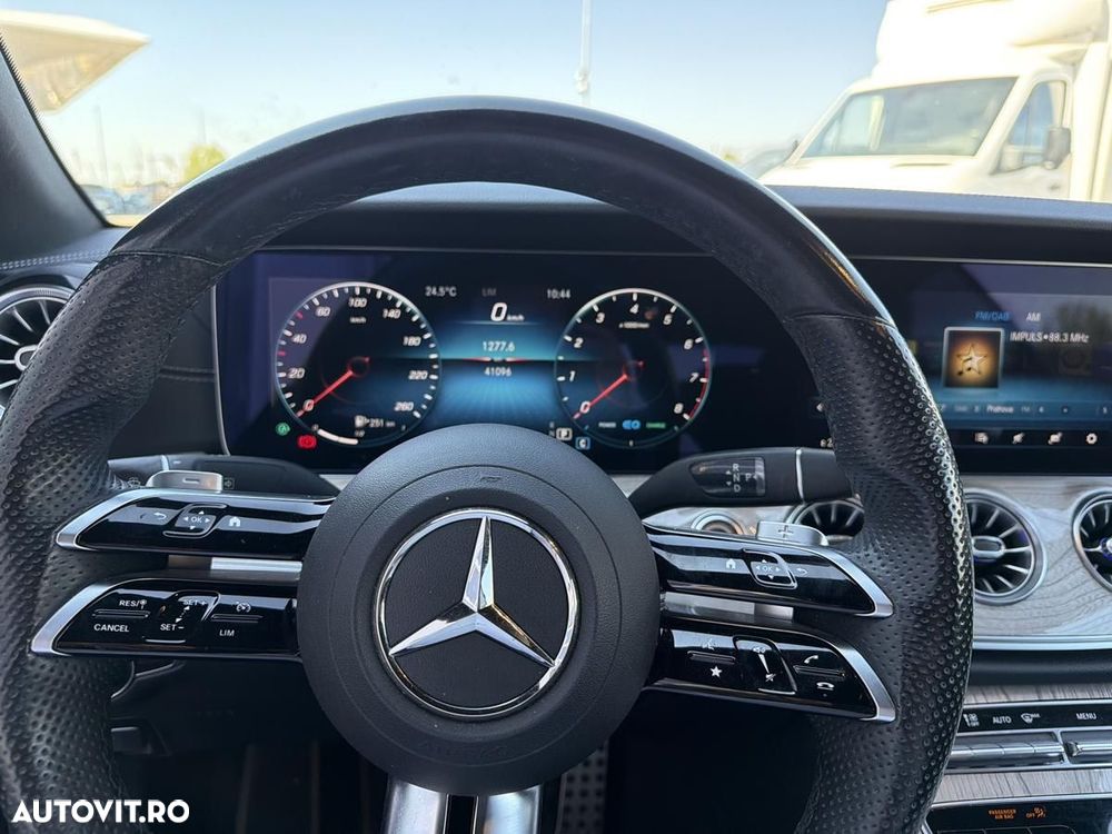 Mercedes-Benz E 200 9G-TRONIC AMG Line - 12