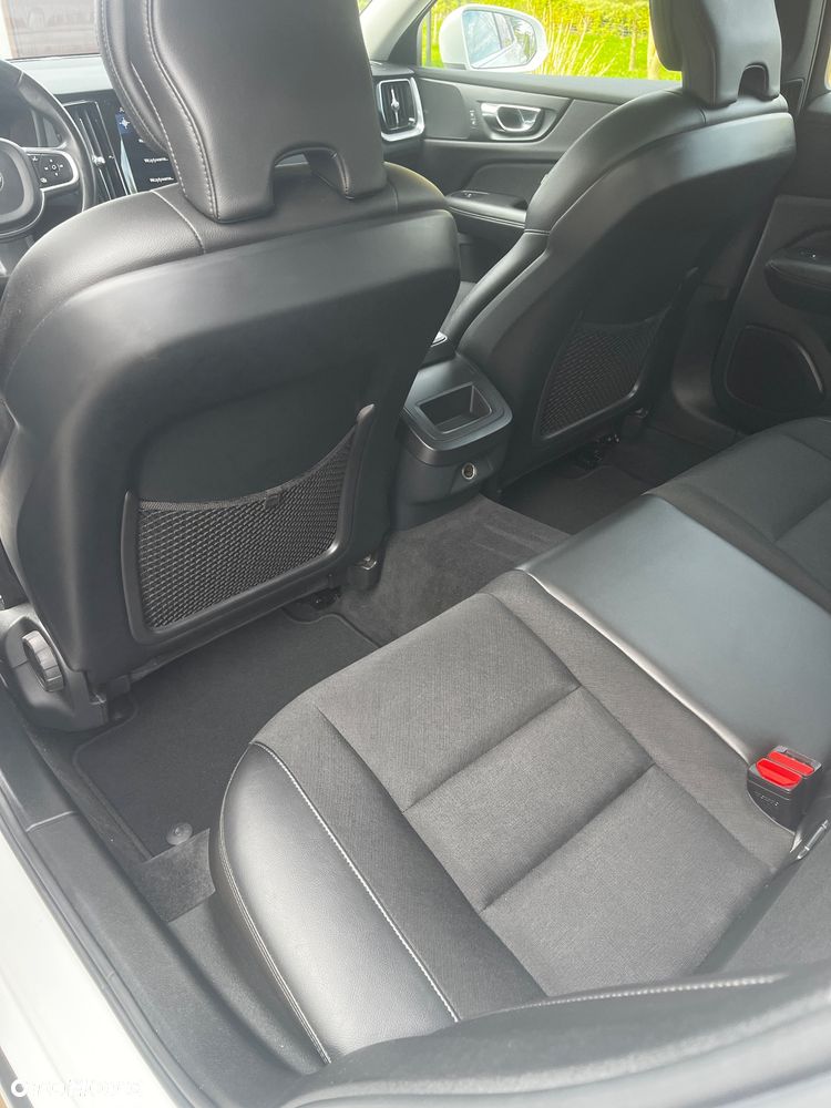 Volvo V60 D3 Momentum Core - 12