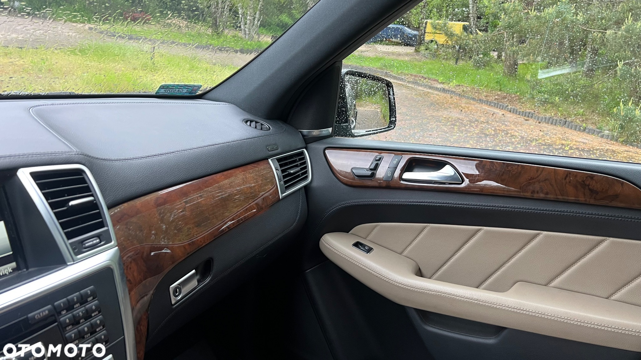 Mercedes-Benz GL 350 BlueTec 4-Matic - 11