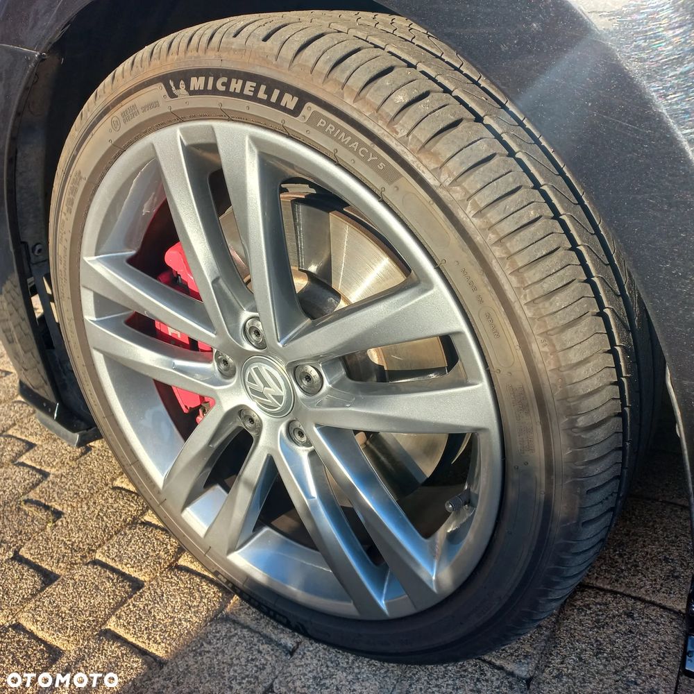 Volkswagen Golf GTI TCR 2.0 TSI OPF DSG - 8