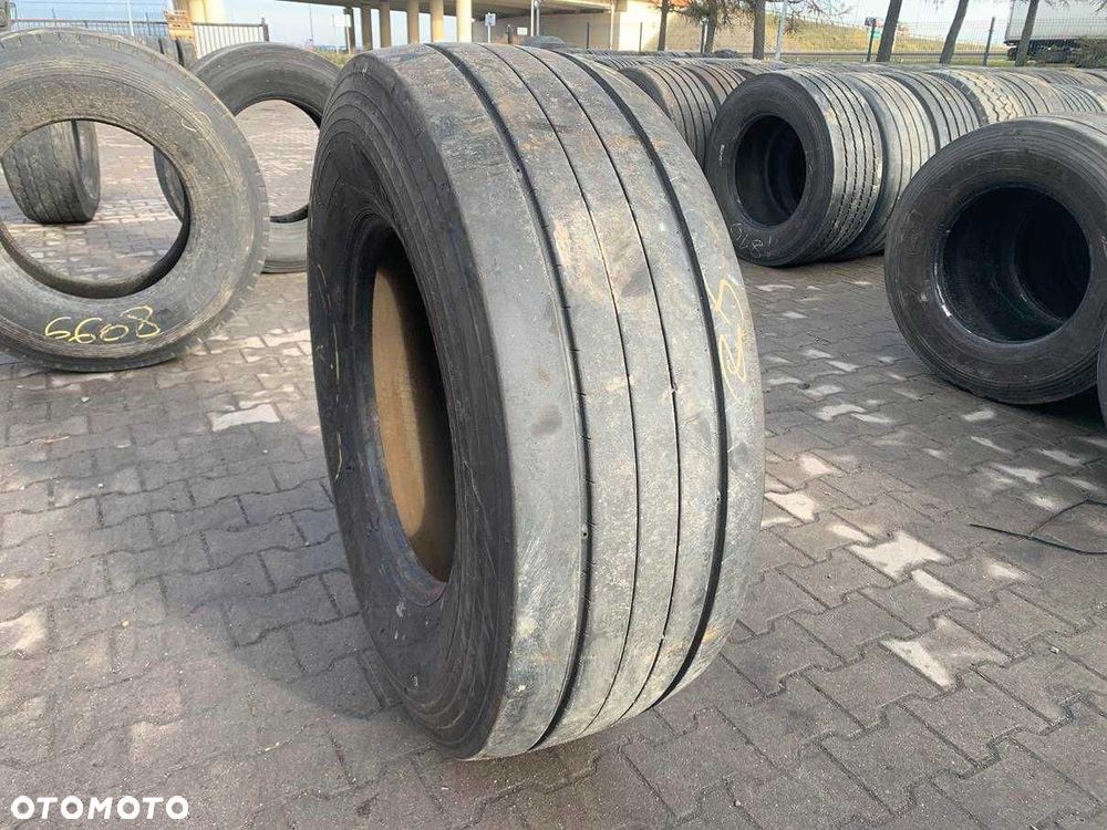 385/65R22.5 Opona GOODYEAR FUELMAX T 9-10mm Naczepa - 1