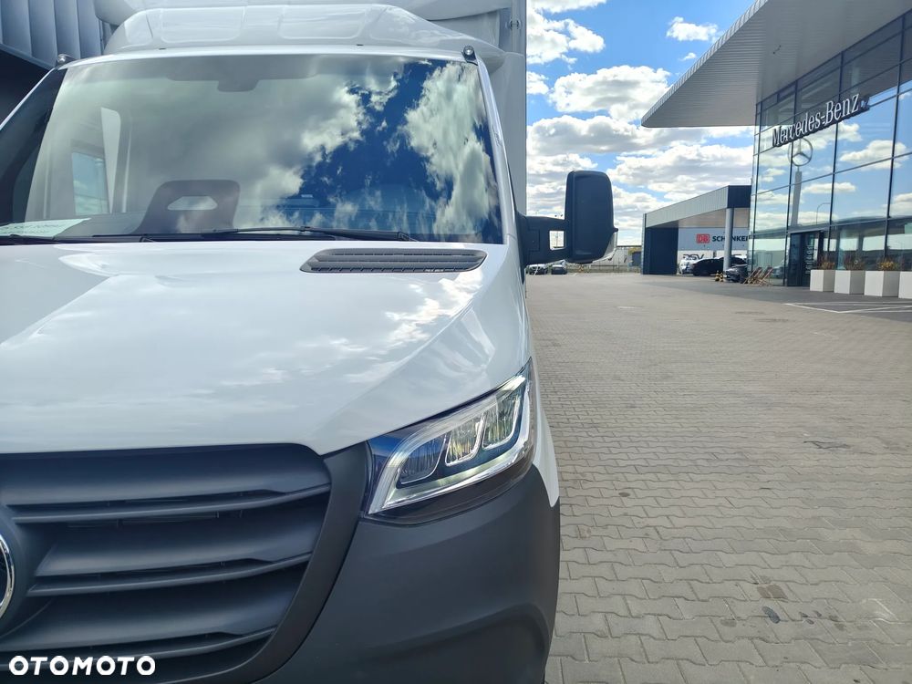Mercedes-Benz Sprinter - 4