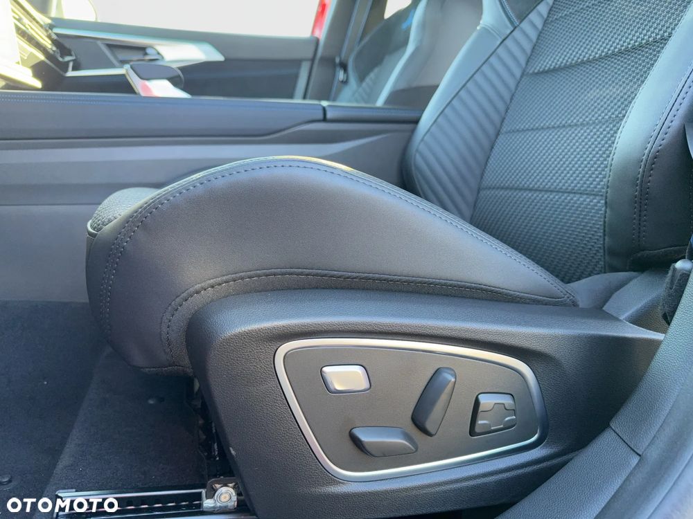 Renault Austral 1.3 TCe mHEV Esprit Alpine - 16