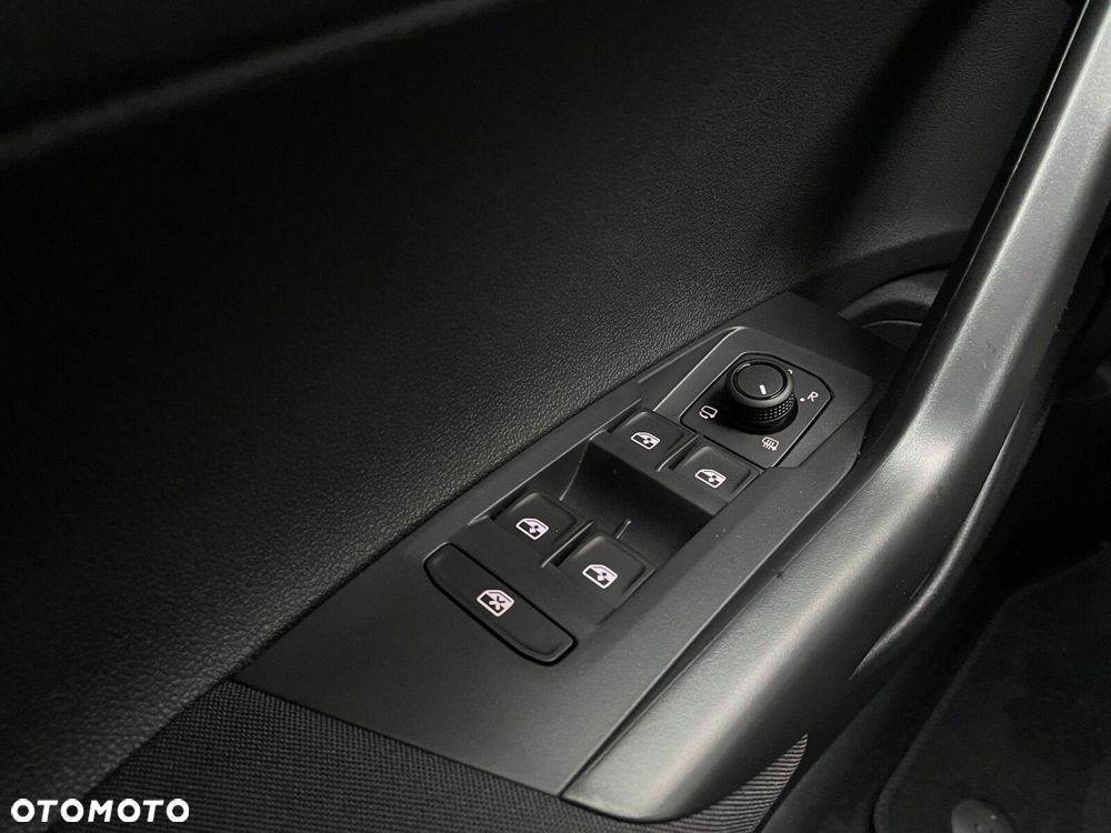 Volkswagen Taigo - 24