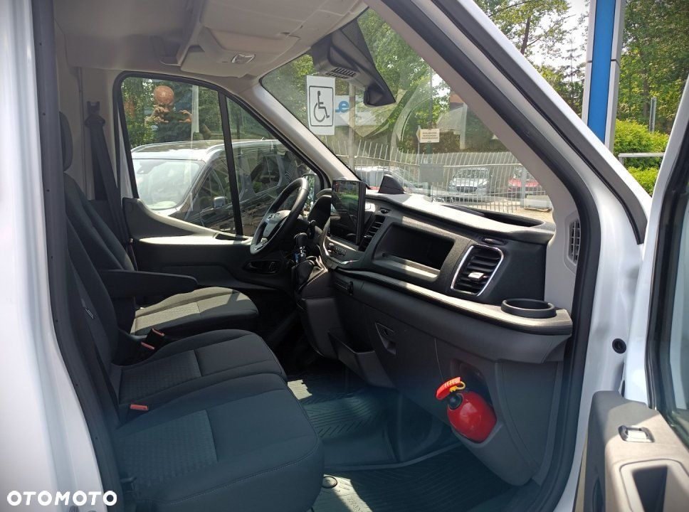 Ford Transit - 15