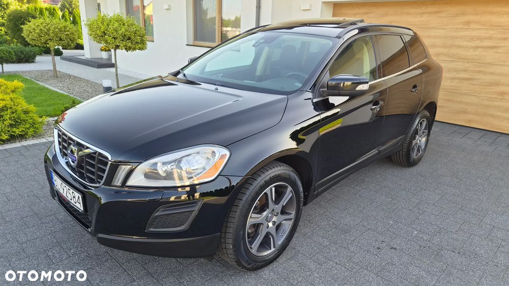 Volvo XC 60 D4 Momentum - 30