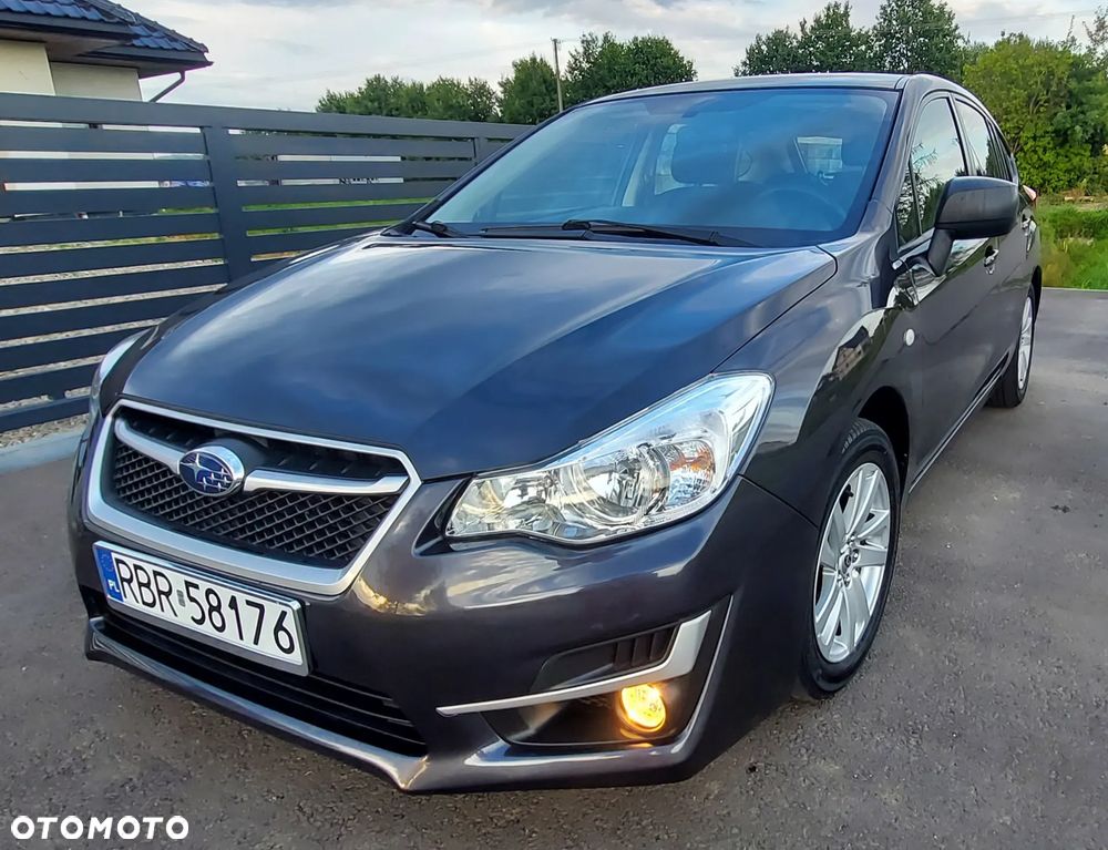 Subaru Impreza 2.0i Active - 4