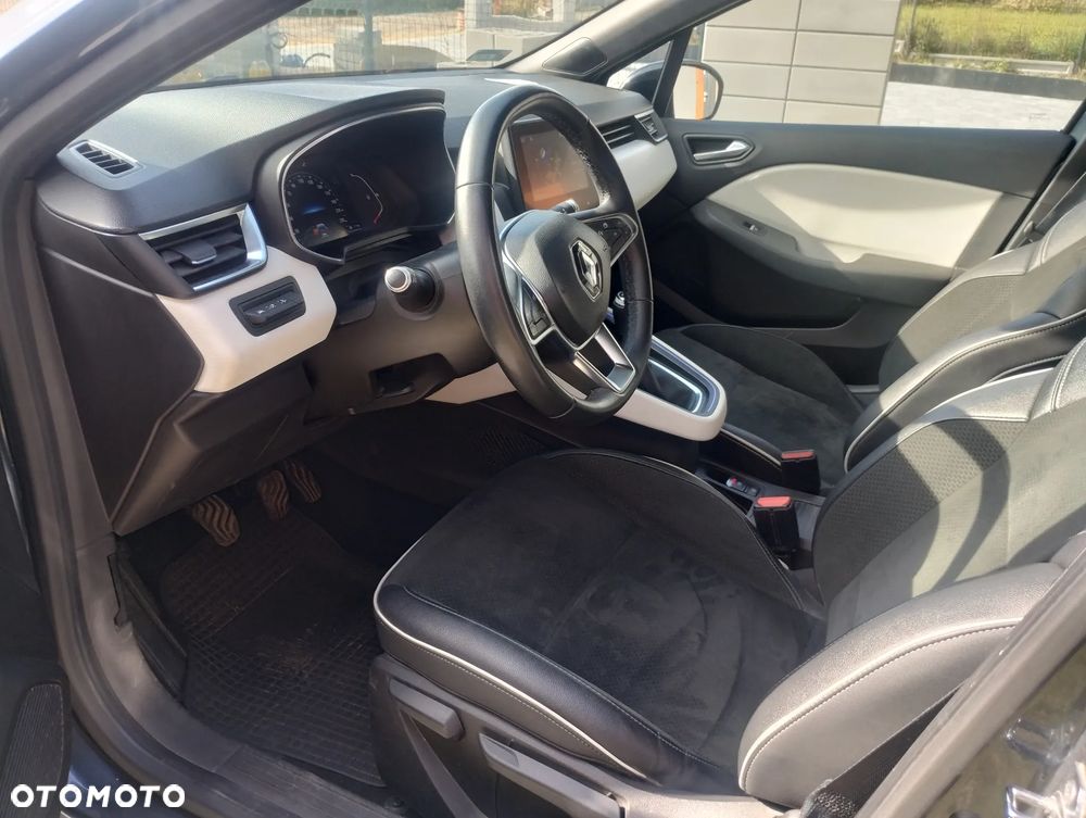 Renault Clio - 17