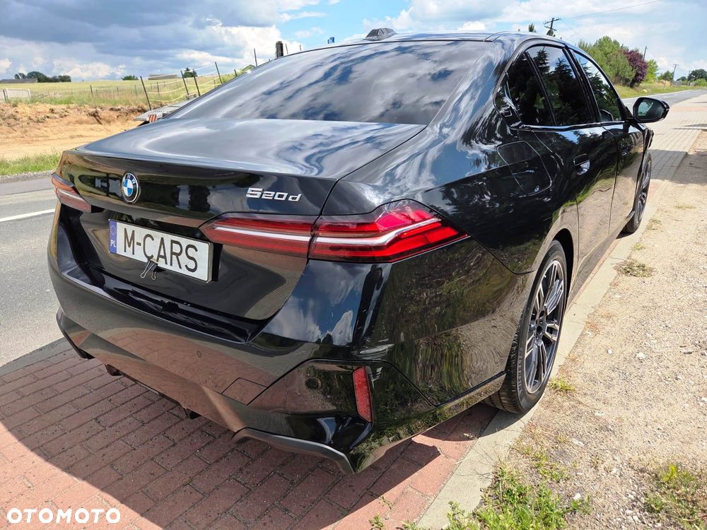 BMW Seria 5 520d mHEV M Sport - 6