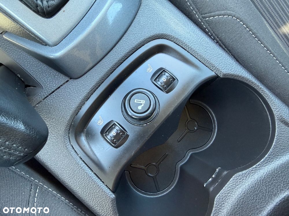 Ford Focus 1.6 EcoBoost Start-Stopp-System Trend - 33