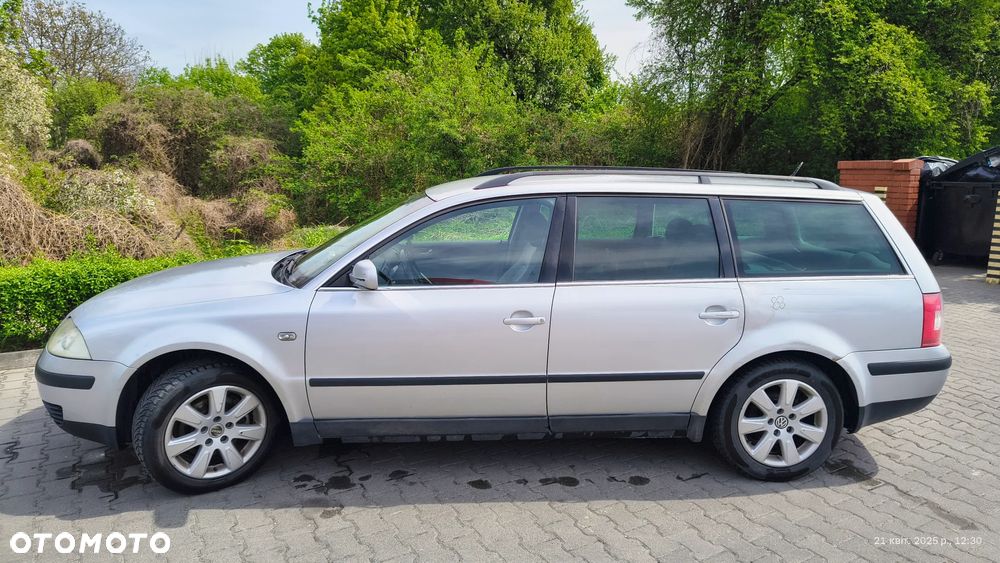 Volkswagen Passat Variant 1.9 TDI Trendline - 1