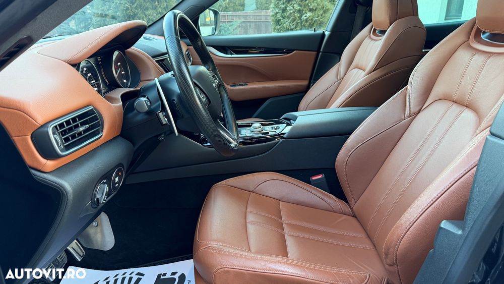 Maserati Levante - 10