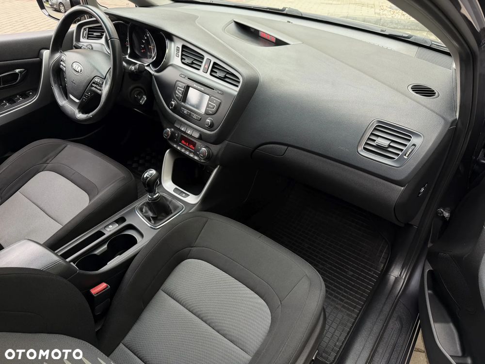 Kia Ceed - 20