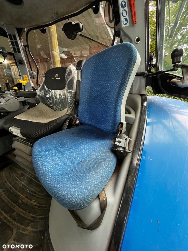 New Holland T7030 - 3