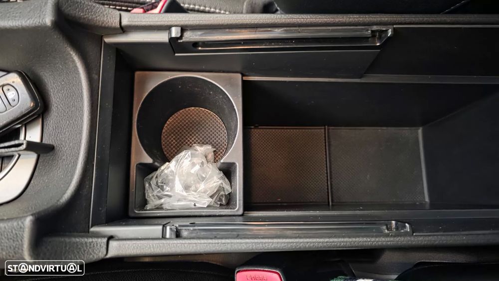 Toyota Avensis Touring Sports 2.0 D-4D Exclusive+GPS - 44