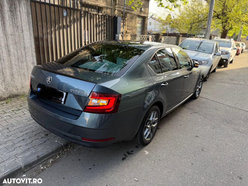 Skoda Octavia 1.6 TDI Style - 2