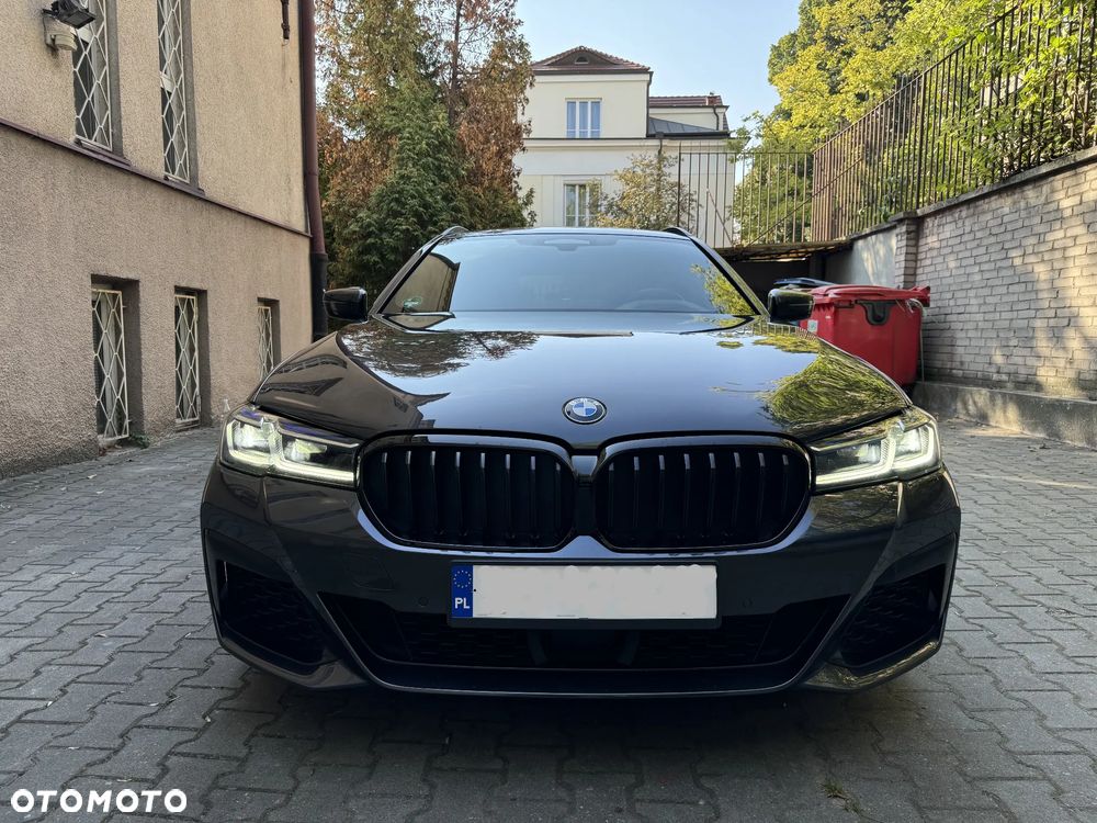 BMW Seria 5 518d mHEV - 3