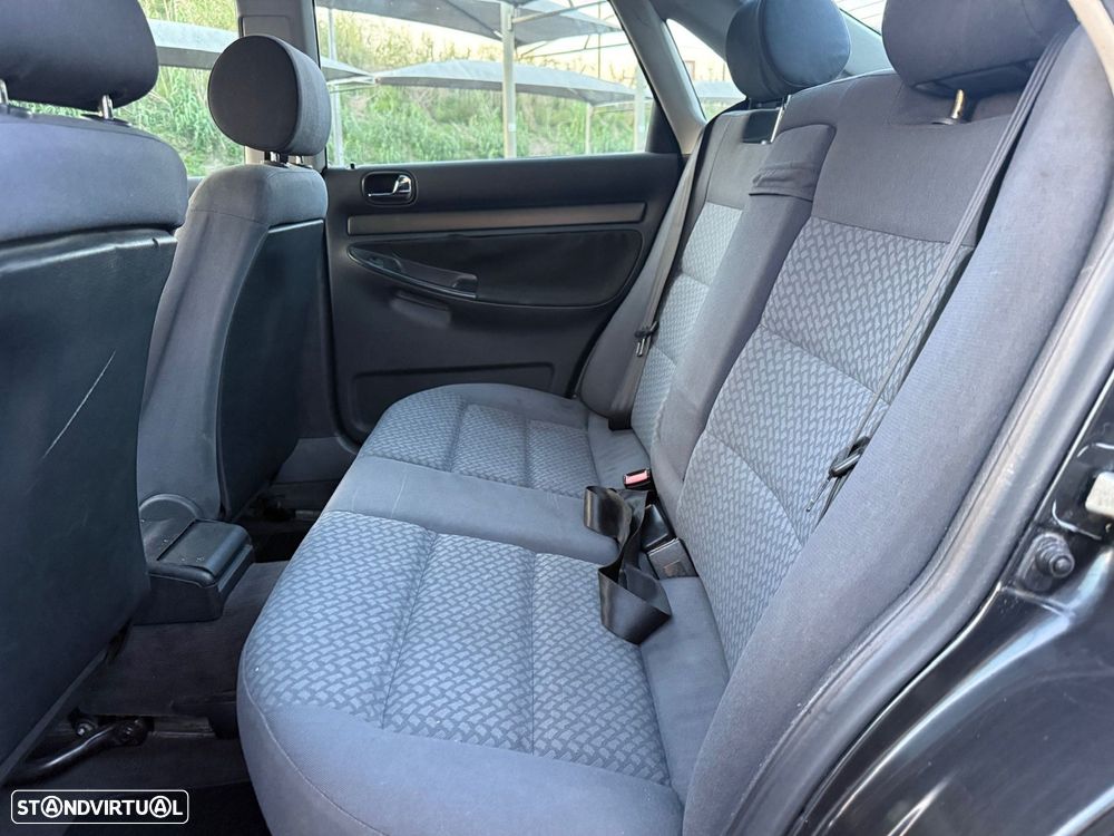 Audi A4 1.6 Plus - 10