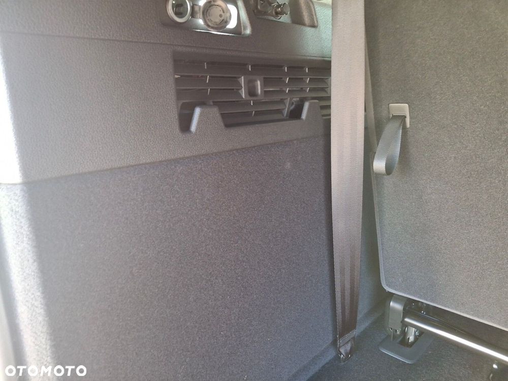 Volkswagen Caddy - 26