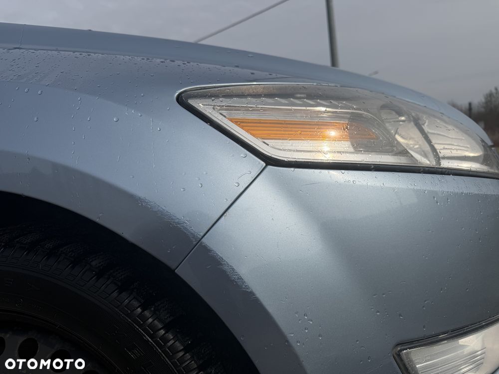 Ford Mondeo - 21
