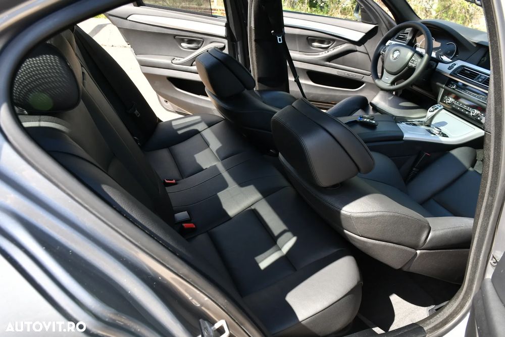 BMW Seria 5 525d xDrive Sport-Aut. Luxury Line - 26