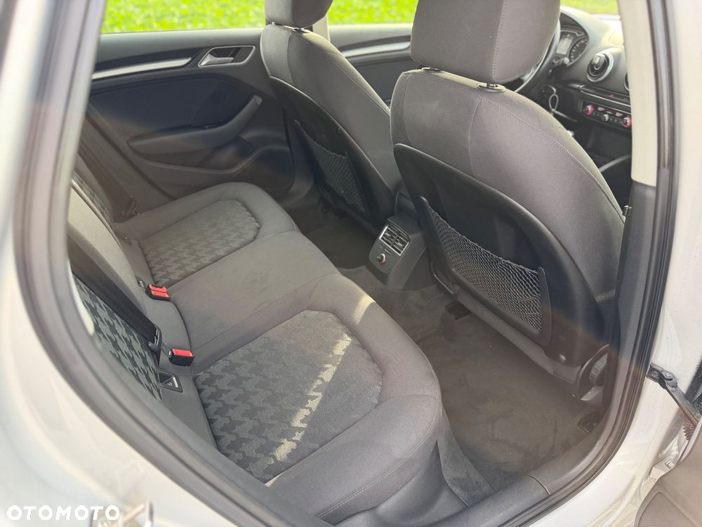 Audi A3 Sportback - 9