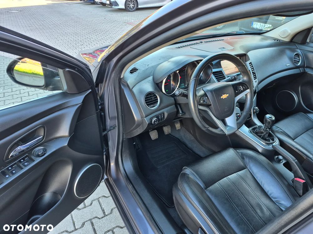 Chevrolet Cruze 2011 photo 5