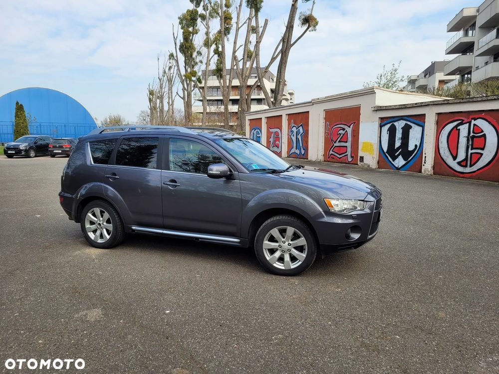 Mitsubishi Outlander 2.0 DID Instyle - 11
