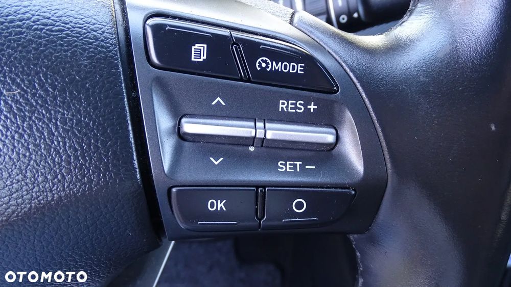 Hyundai Kona - 17
