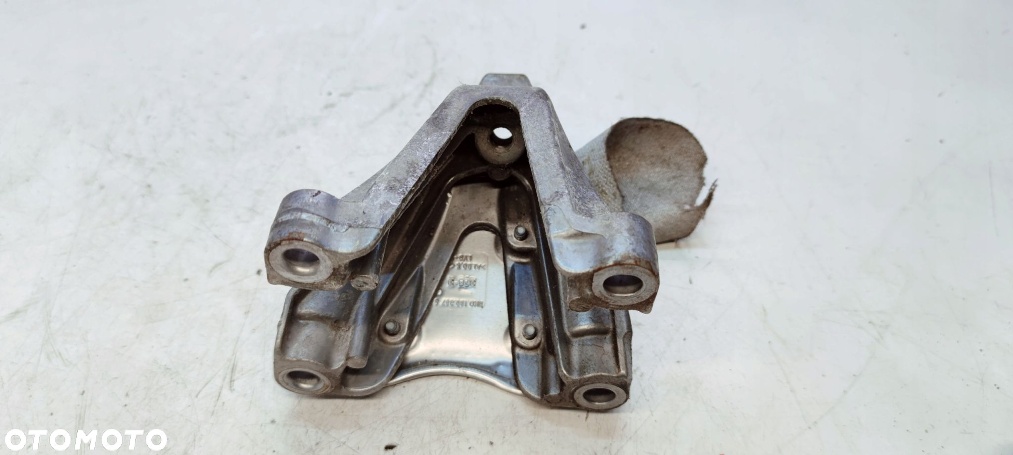 ŁAPA SILNIKA LEWA AUDI A4 B8 A5 8T A6 C7 A7 3.0 TDI 8K0199307BJ - 3