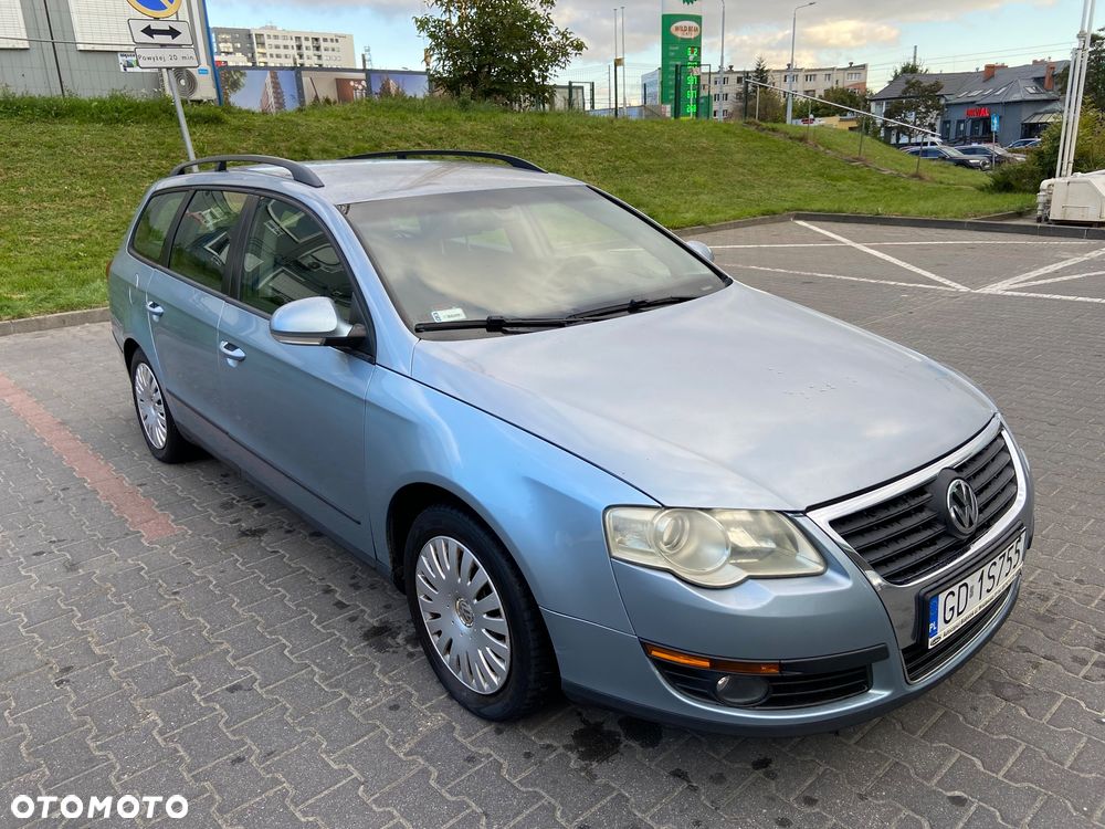 Volkswagen Passat 1.6 Basis - 3