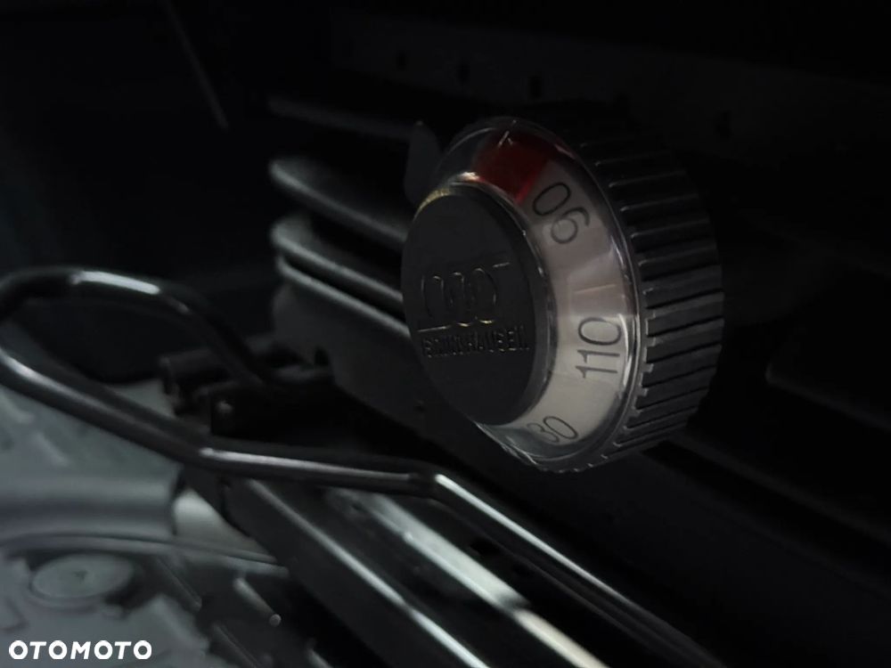 Volkswagen Crafter 2.0 140KM / Długi L4 H2 / 2022 ROK / ZAREJESTROWANY W PL / Serwis ASO / Bezwypadkowy - 27