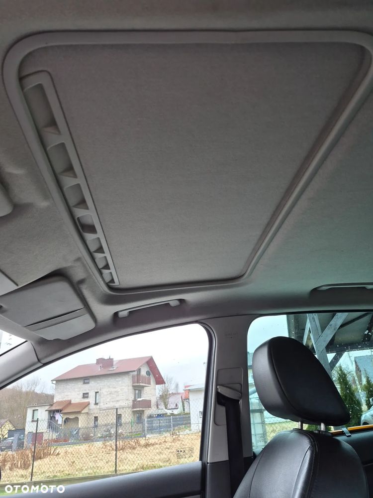 Ford Focus C-Max 1.8 Ghia - 18