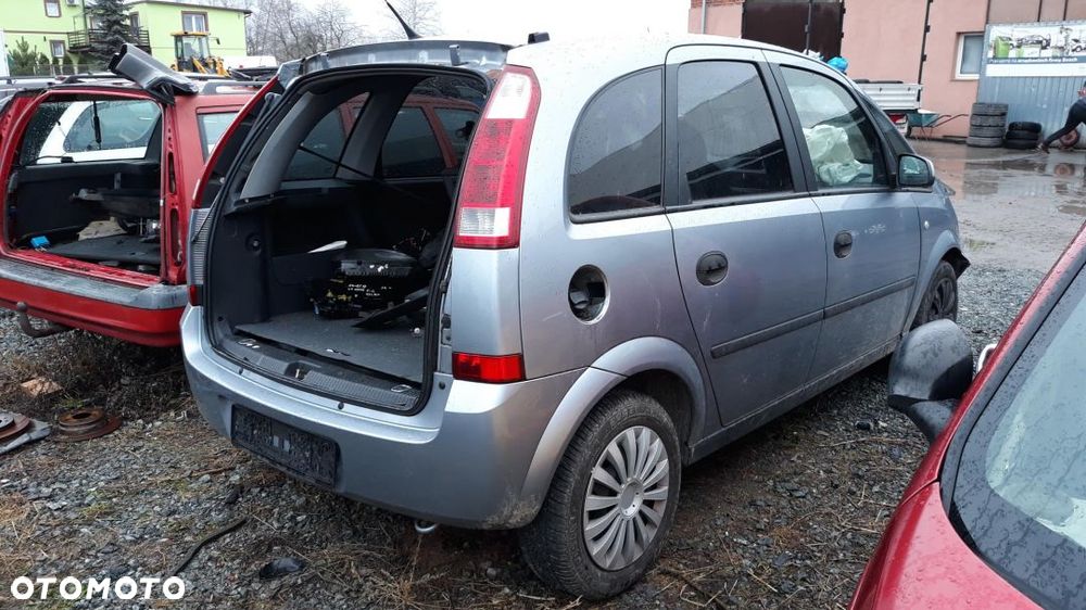 Części Opel Meriva benzyna  hatchback 5-drzwi - 3