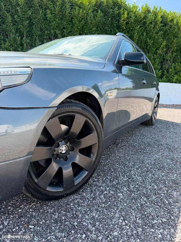 BMW 520 - 18