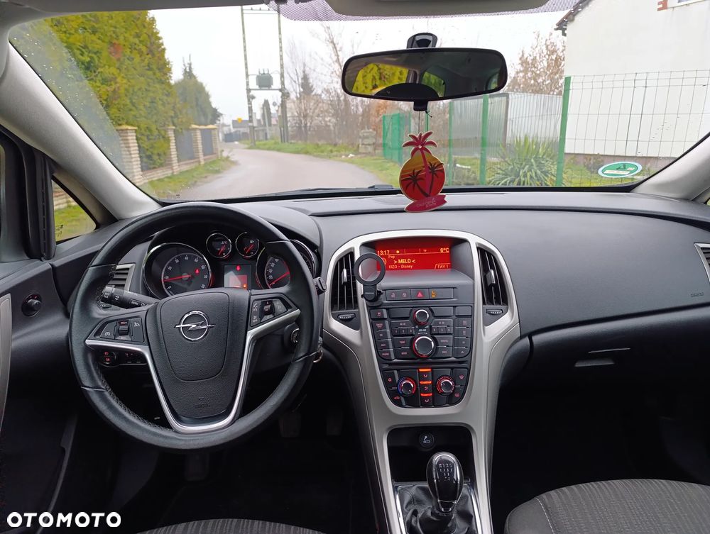 Opel Astra 1.4 ecoFLEX - 24