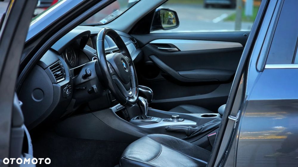 BMW X1 xDrive18d - 15
